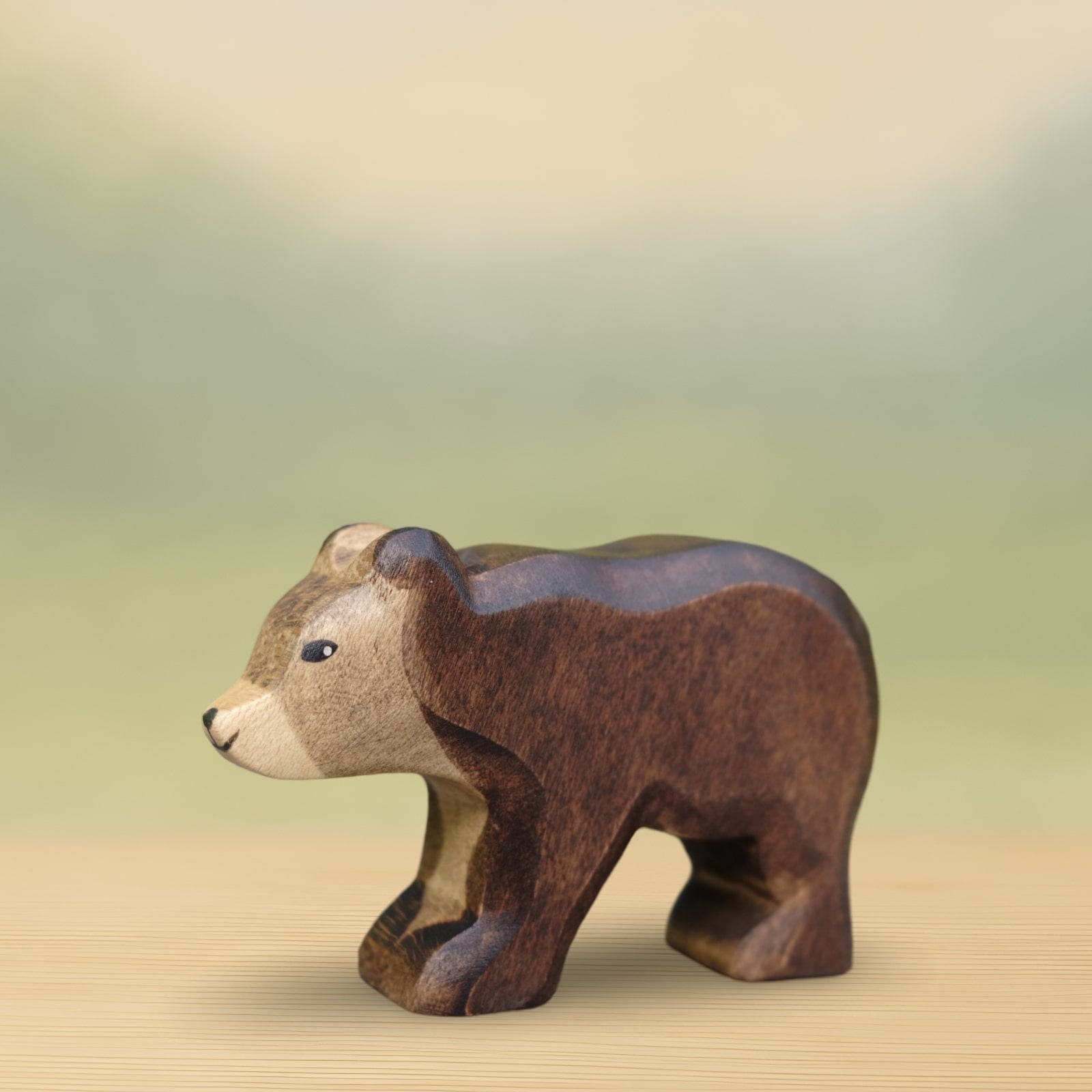 HolzWald Bär klein gehend